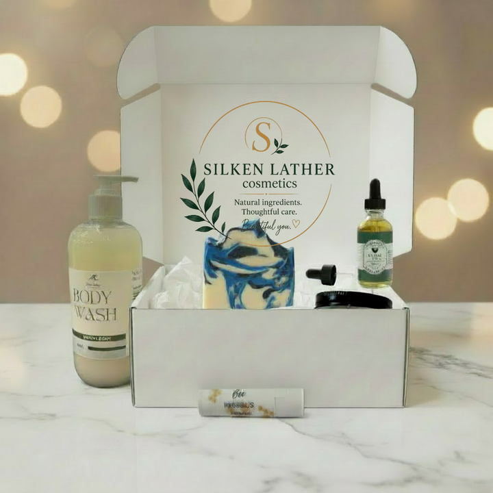 Gift for Gentlemen - Classic Men's Gift Set with Grooming Essentials